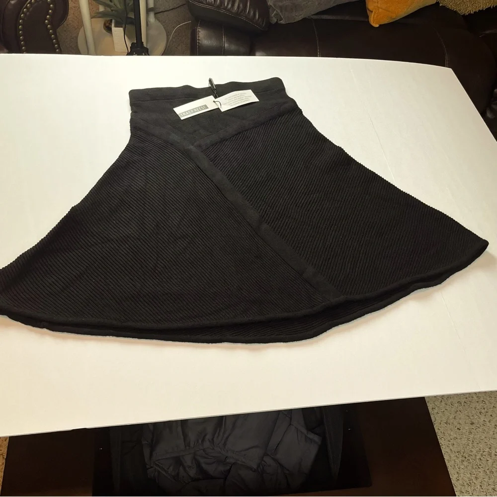 Anthropologie Tracy Reese Womens SZ Medium Black Flared Mini Skirt Knit Midi NEW